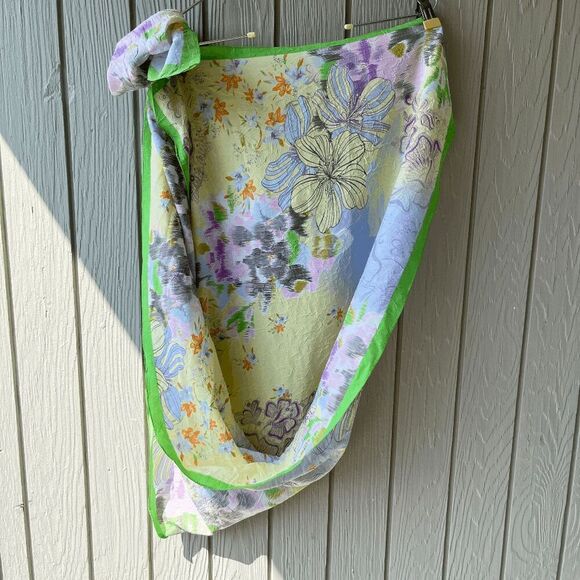 Pastel Floral Crinkle Texture Oblong Scarf with Lime Border – 22"x69" - Picture 3 of 9